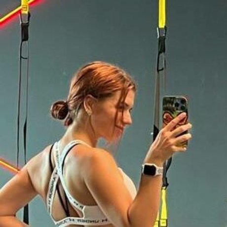 teen blowjob onlyfans adult photo