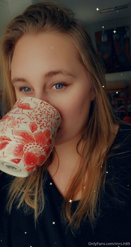 mrsh1989 model beautiful photos