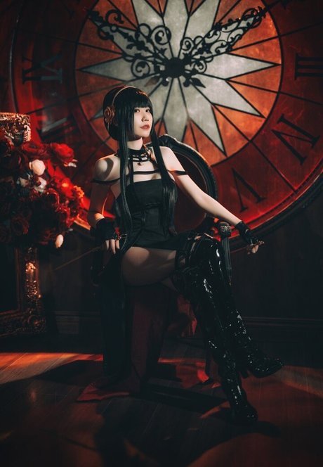 Rus Piano model naked pics