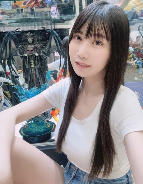 Rus Piano star sexy img