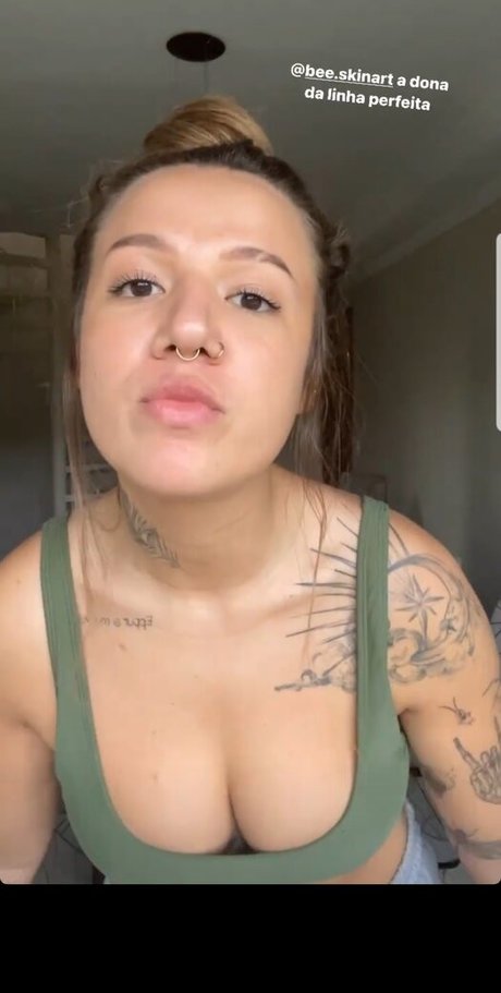 Elana Dara pretty star photos