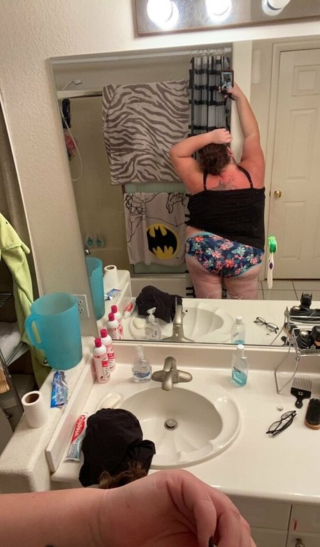 tkchaotic beautiful model photos