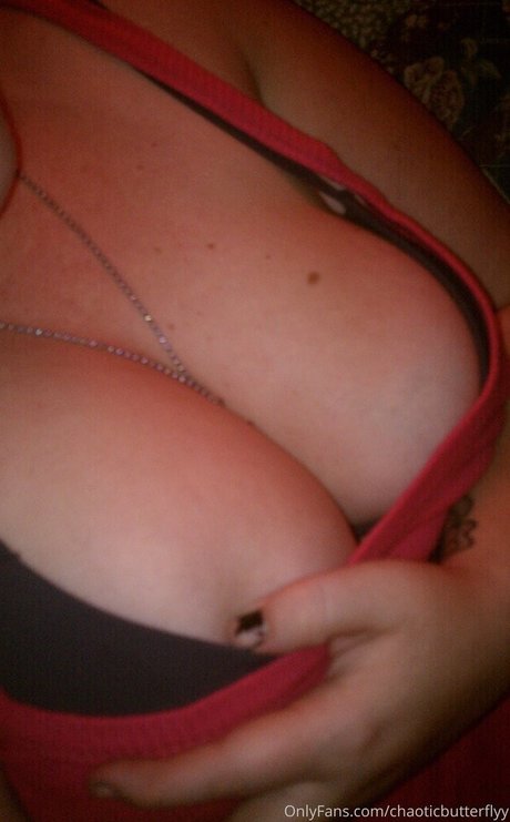 tkchaotic nude star galleries