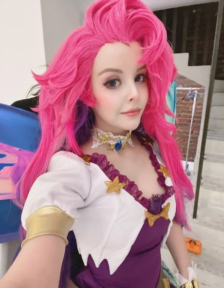 Helly Valentine pornstar nice photos