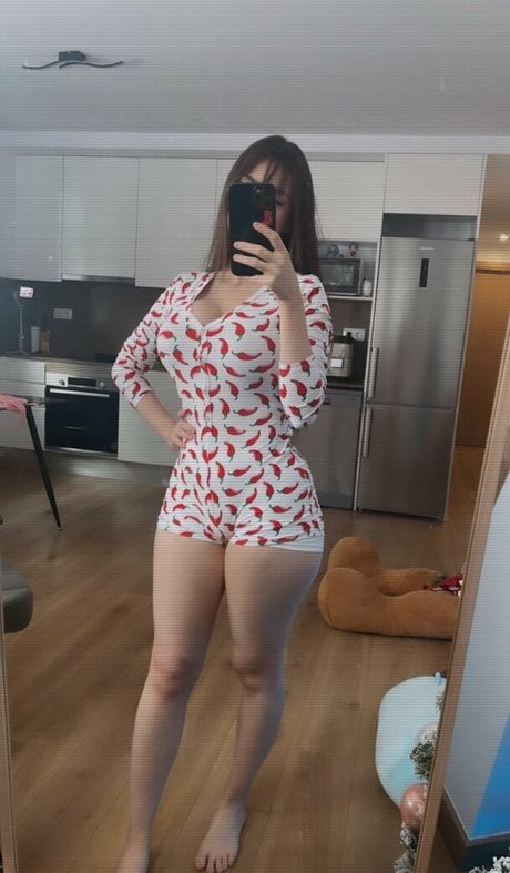 IJenz sex model archive