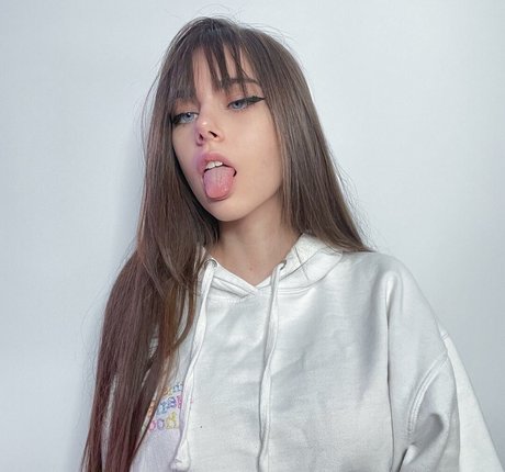 IJenz actress gallery