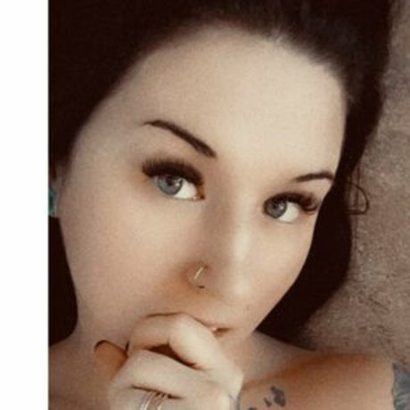 notyourwitch sexy model img