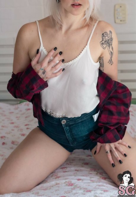 Valentina Fellina model sexy photos