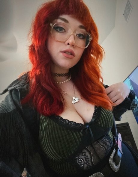 Koolysmiley nude pornstar pics