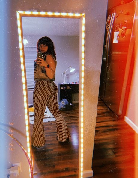 Koolysmiley star nudes pic