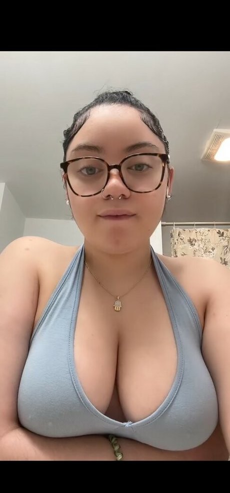 Sesy Dadoll nude pornstar images