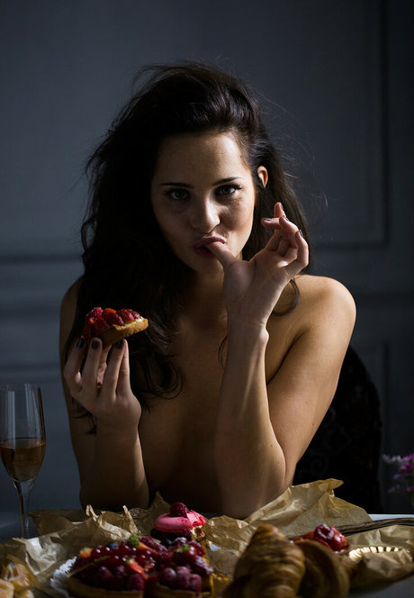 Nicole Mieth nude pornstar pictures