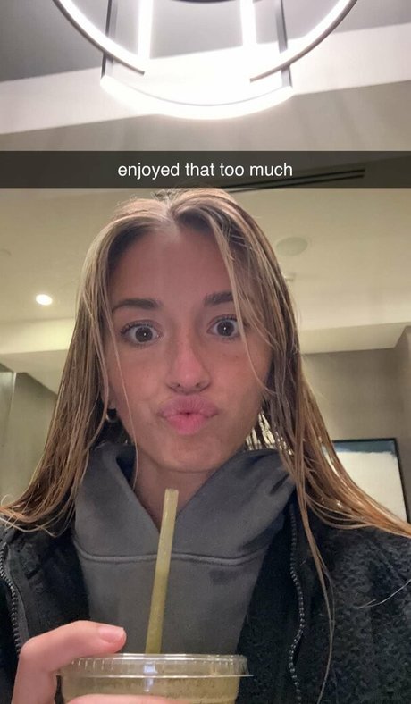 Sadie Mckenna model nude image