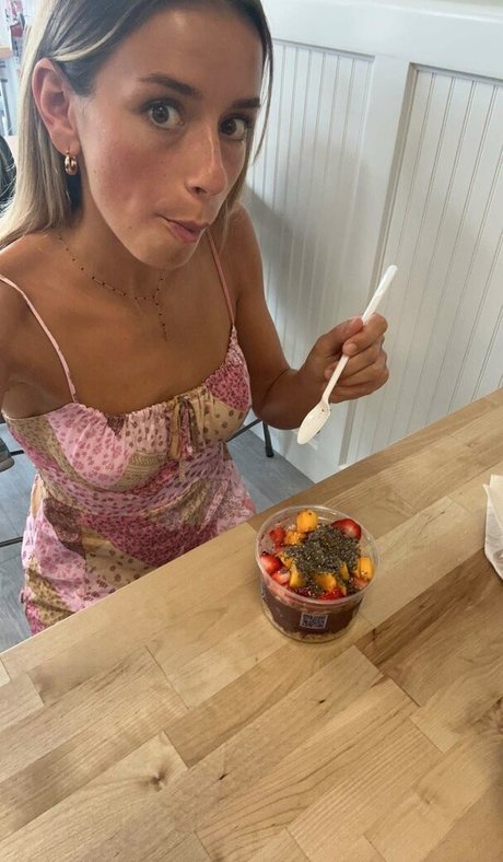 Sadie Mckenna hd model photos