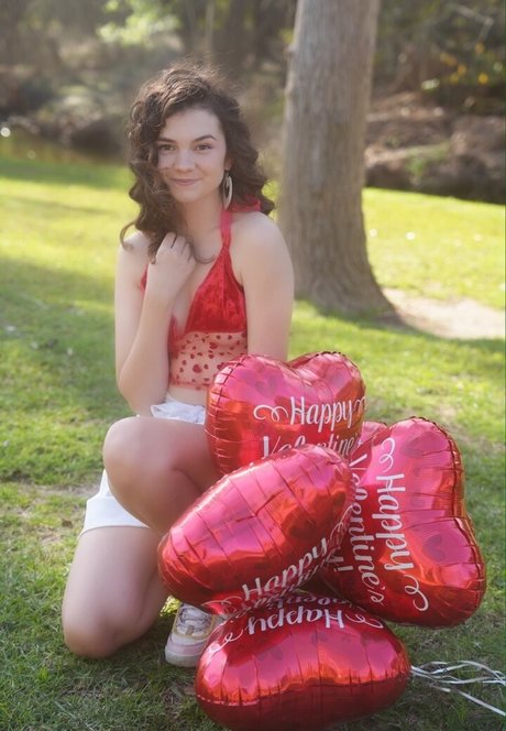 Mina Kess nice pornstar gallery