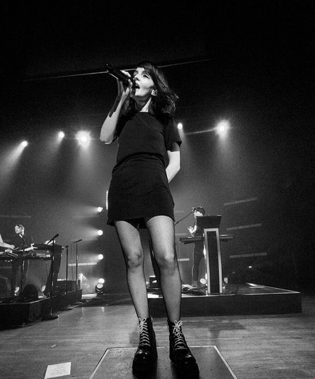 Lauren Mayberry nudes actress archive