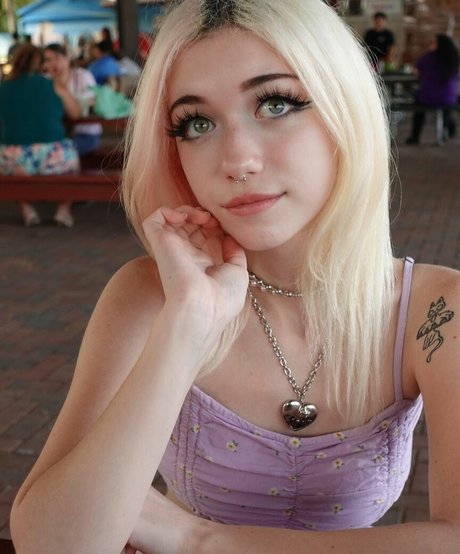 Iluvmeww pornstar nice images