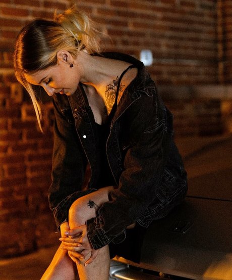 Sonja Reid star nudes pic