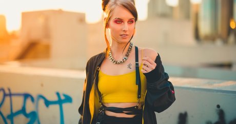 Sonja Reid art actress pictures