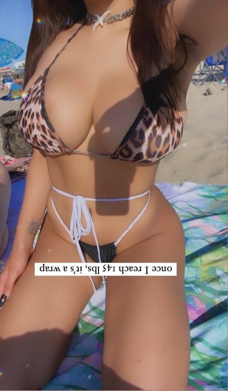 Noheli_ star erotic image