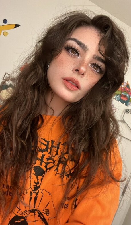 Aruuu nudes star gallery