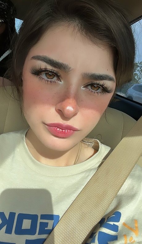 Aruuu pornstar high quality pics