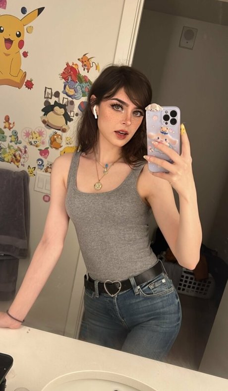 Aruuu beautiful pornstar photo