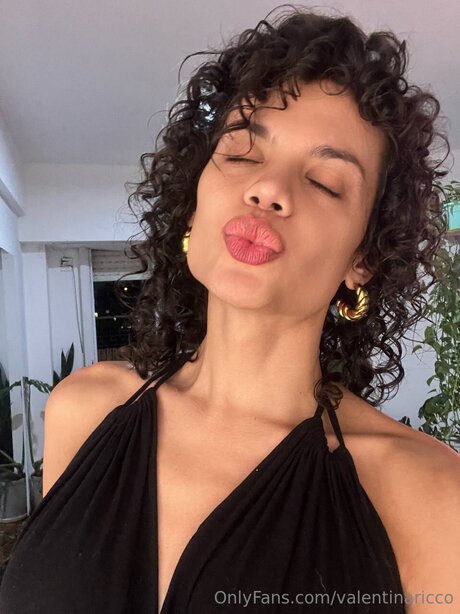 Valentinaricco star hd img