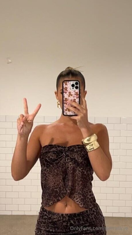 Sierraskye sex pornstar pics