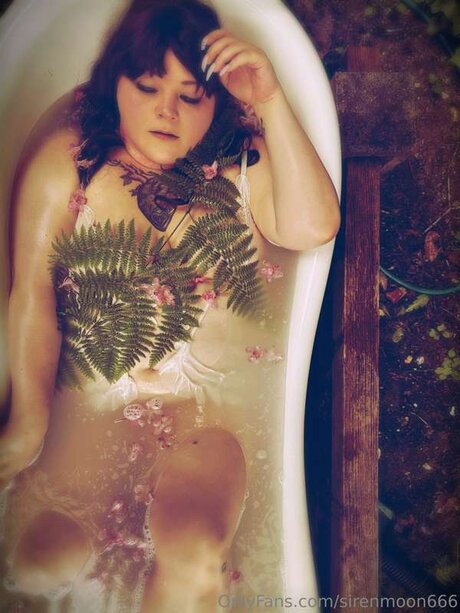 Sirenmoon666 best actress photos