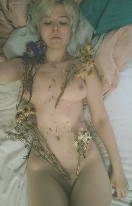 Snozzypup sex model archive