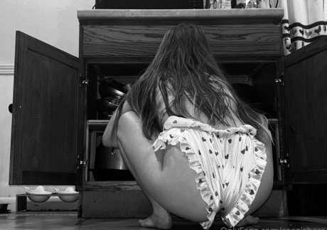 chubby latina teen onlyfans porn image