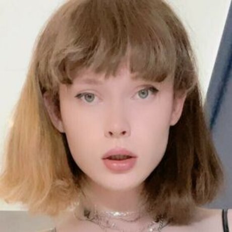 SusElida model sex pics