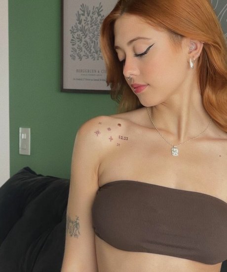 Ananda Morais model perfect photos