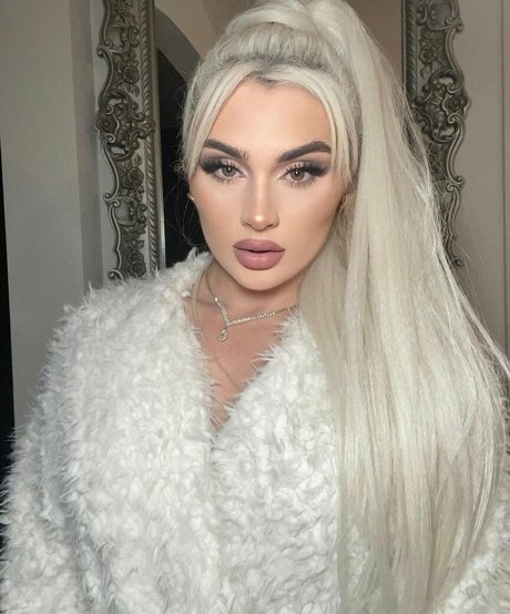 Tiffany Stratton star xxx pictures