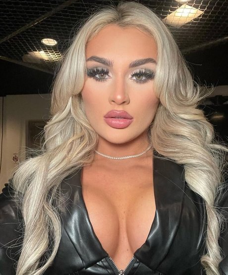 ebony pussy onlyfans beautiful nude img