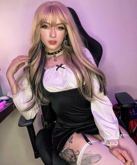 Akemy Sama xxx actress img