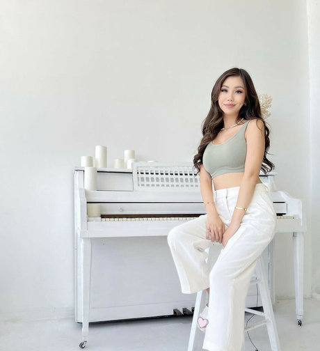 Supcaitlin model best photos