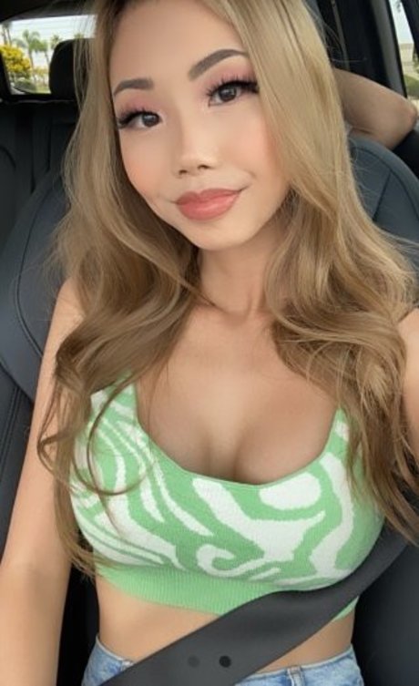 chubby teen onlyfans beautiful image