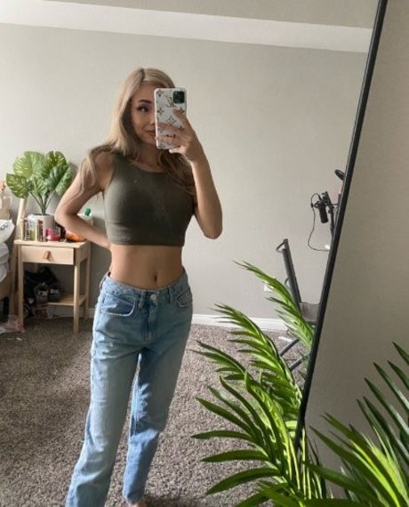 Supcaitlin pornographic model pics