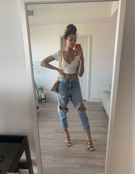 Madison Bailey pornstar art gallery