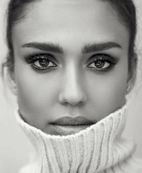 Jessica Alba model high quality image