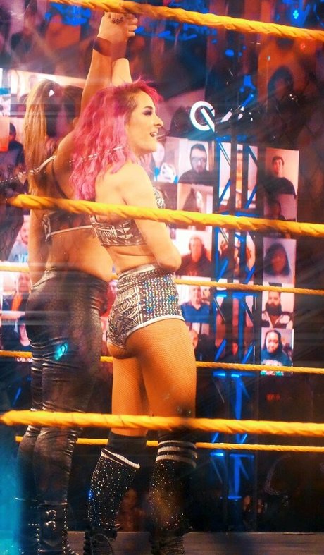 Dakota Kai model erotic archive