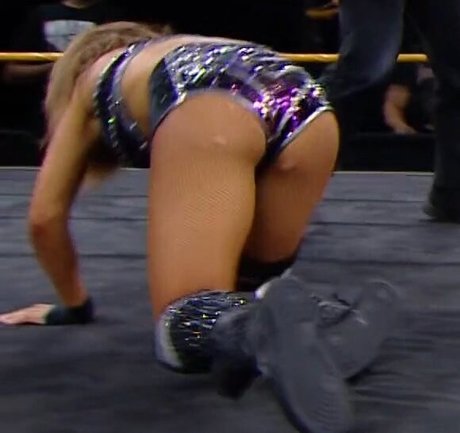 Dakota Kai sexy actress gallery