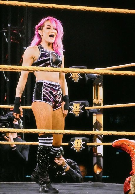 very skinny onlyfans art naked photos