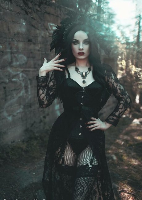 Monsa Isa xxx star archive