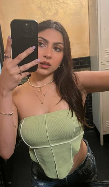 Alondra Delgado pornstar nice archive