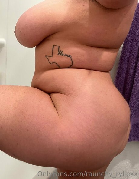 raunchy ryliexx perfect pornstar pictures