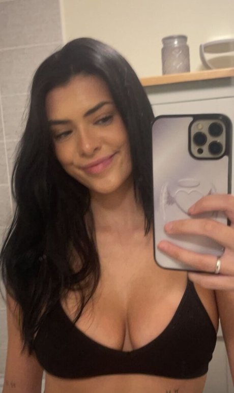 Olivia Forsbrook star erotic gallery