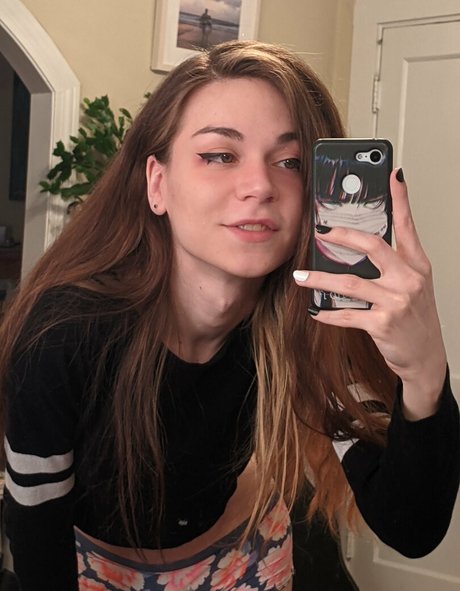 oncloud e adult actress photos